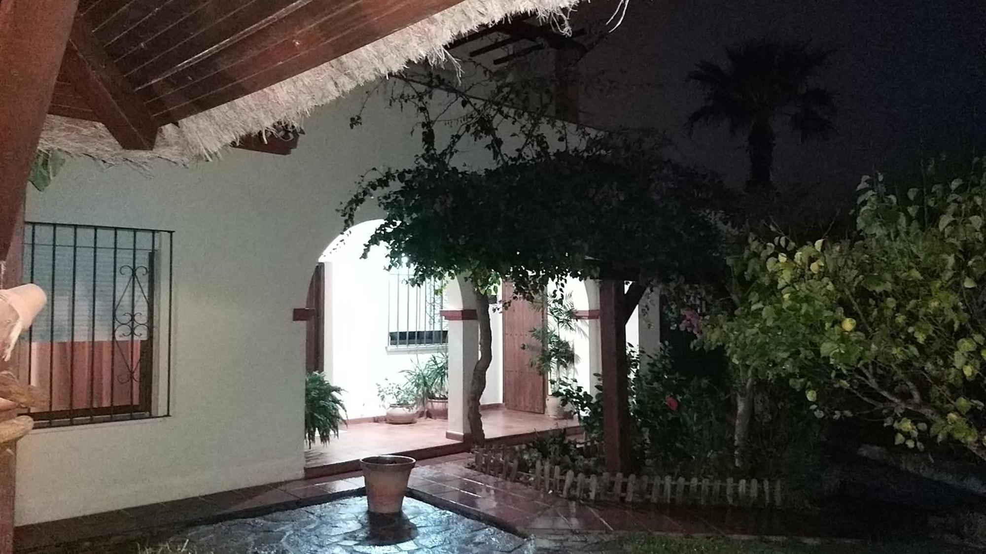 Casa Chalet Las Camelias 洛斯巴里奥斯 外观 照片