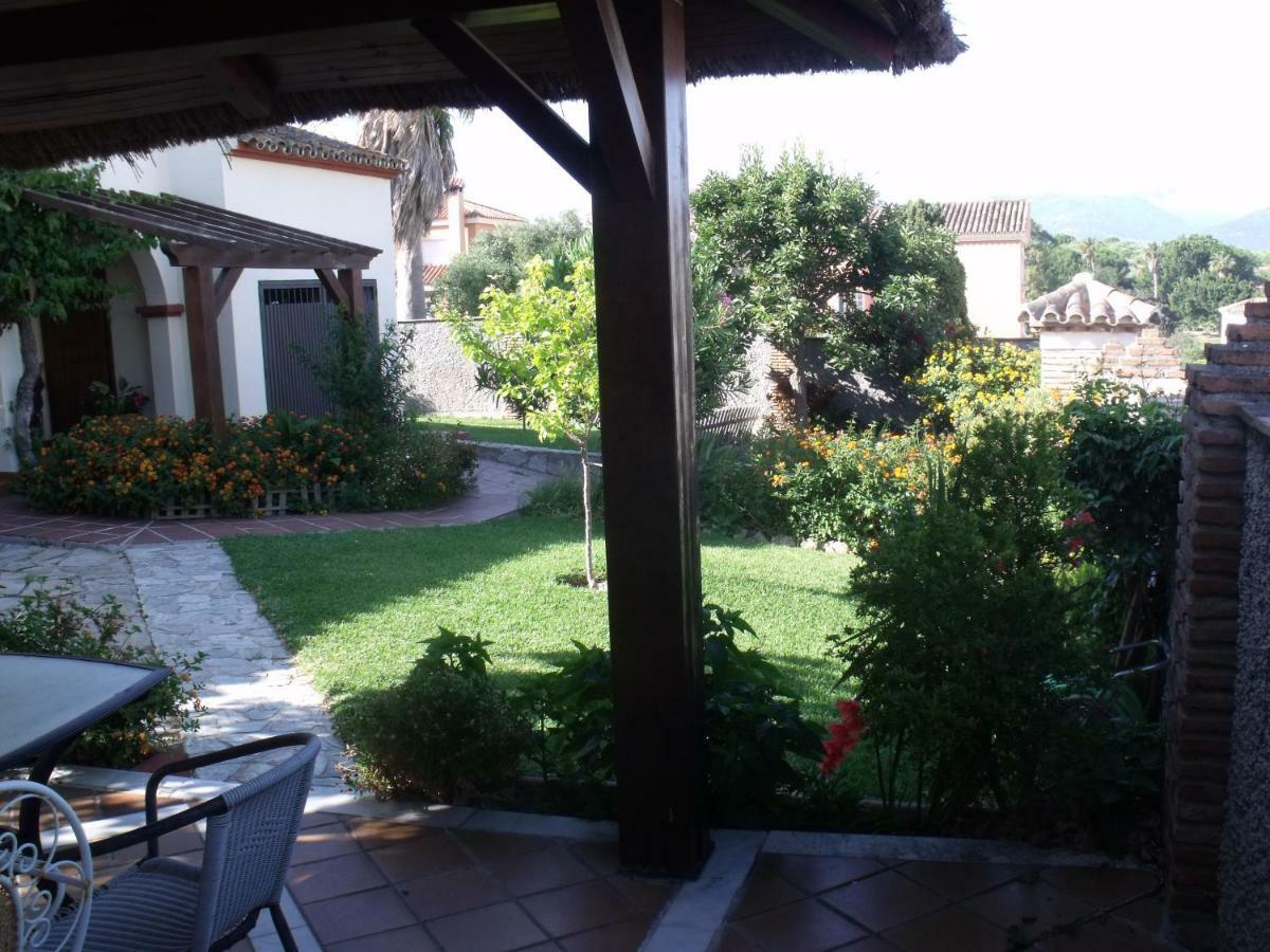 Casa Chalet Las Camelias 洛斯巴里奥斯 外观 照片