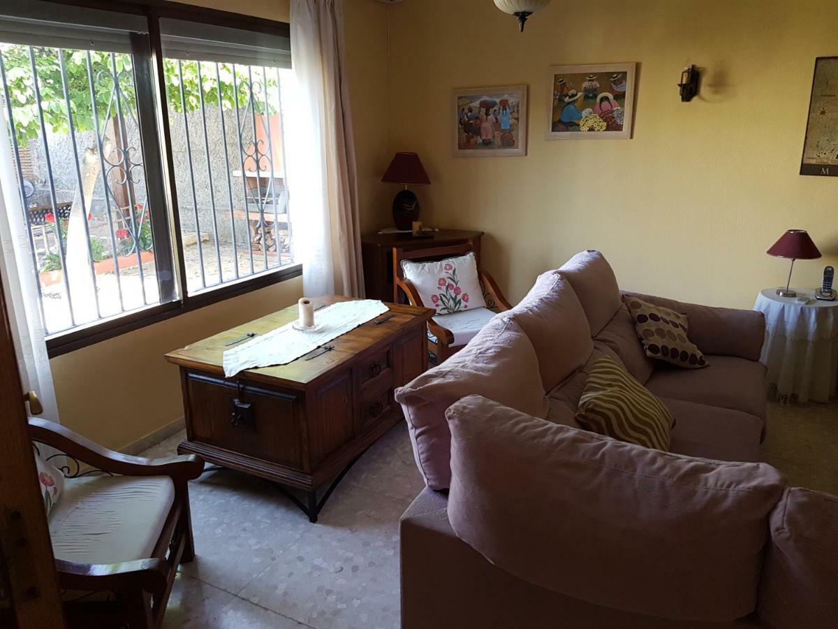 Casa Chalet Las Camelias 洛斯巴里奥斯 外观 照片