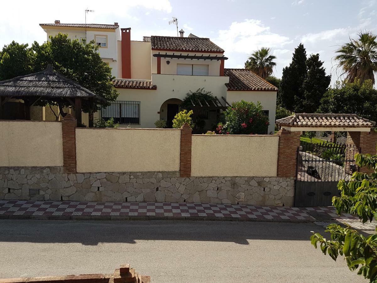 Casa Chalet Las Camelias 洛斯巴里奥斯 外观 照片