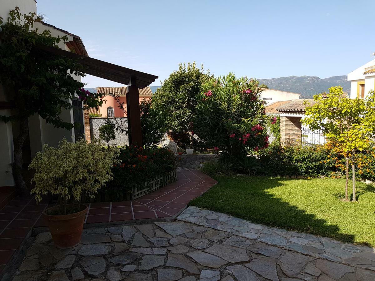 Casa Chalet Las Camelias 洛斯巴里奥斯 外观 照片